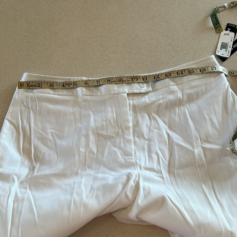 Briggs New York NWT Classic White Cropped Pants with Stretch Size 14 Tres Chic - Picture 6 of 11